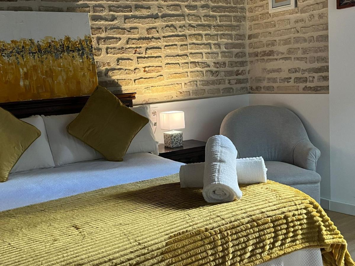 Clarisas Suites Carmona  Ngoại thất bức ảnh